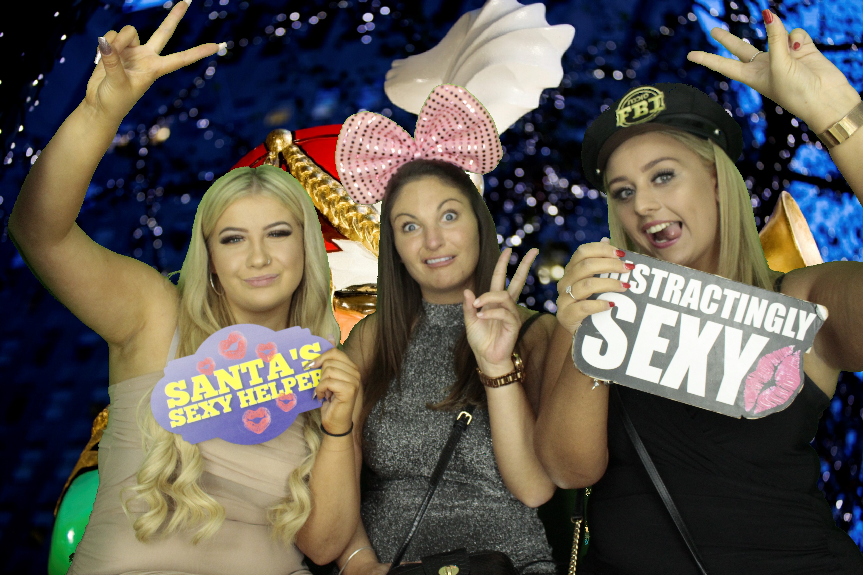 Ocean Network Express Christmas Party 2019 | View more photos from the event at gallery.myphotoboothexperience.co.uk/u/MyPhotoBoothExperienceLtd/Ocean-Network-Express-Christmas-Party-2019